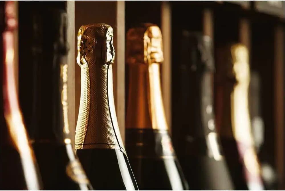 Cómo comprar champán a un precio justo