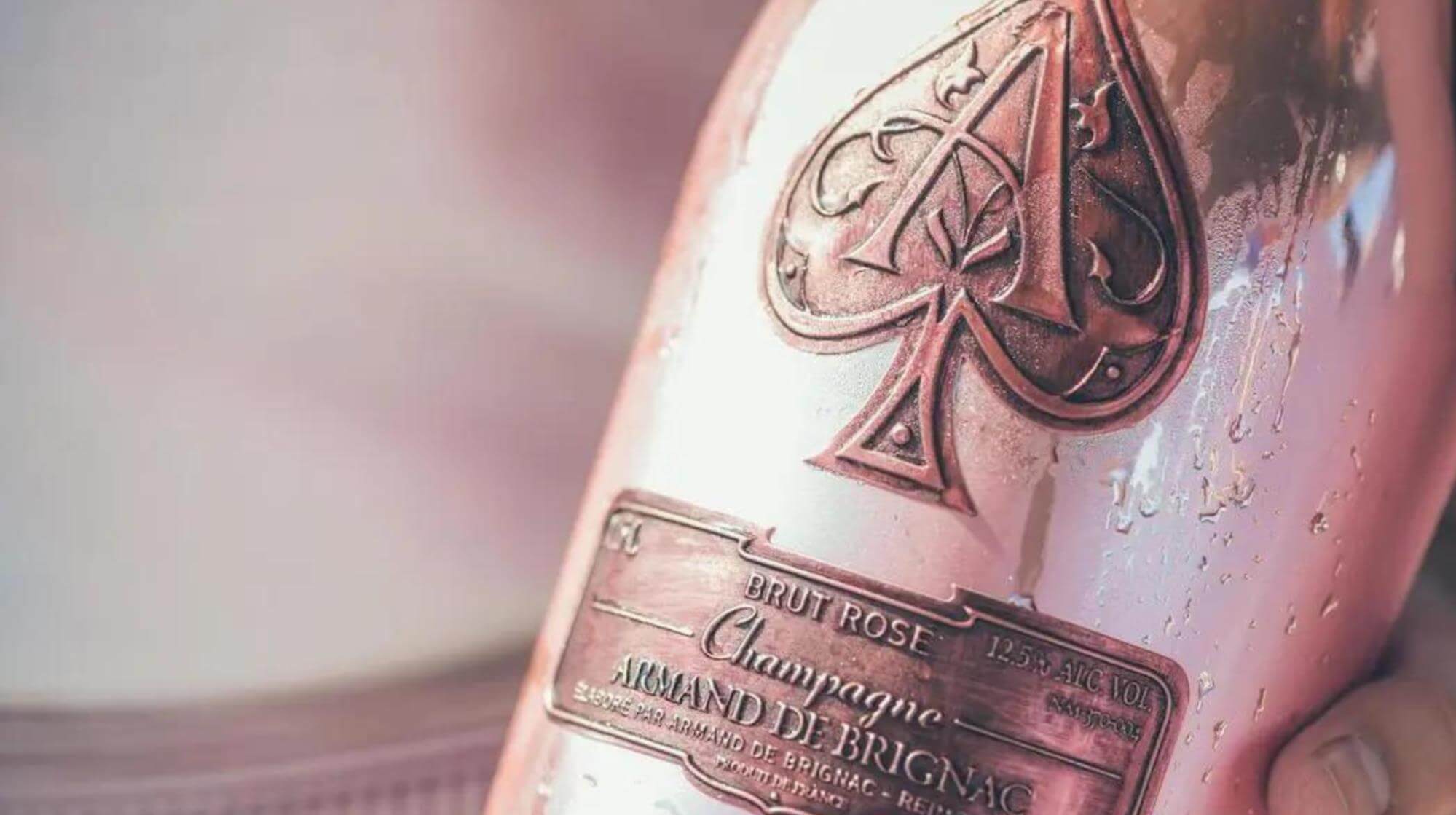 Bouteille de champagne Armand de Brignac Rosé