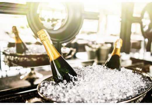 How to store a champagne ? How to serve it ? At what temperature?